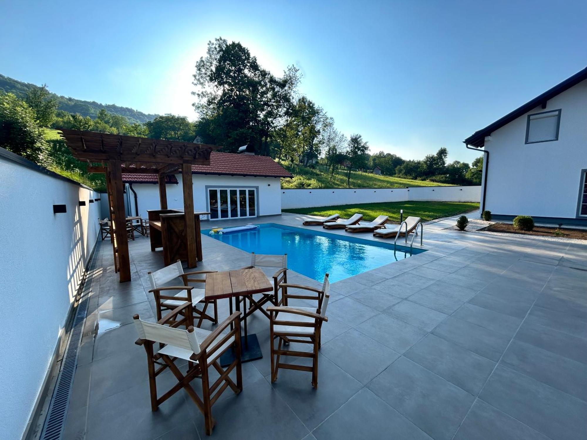 Romantic Lodge Баня-Лука Экстерьер фото