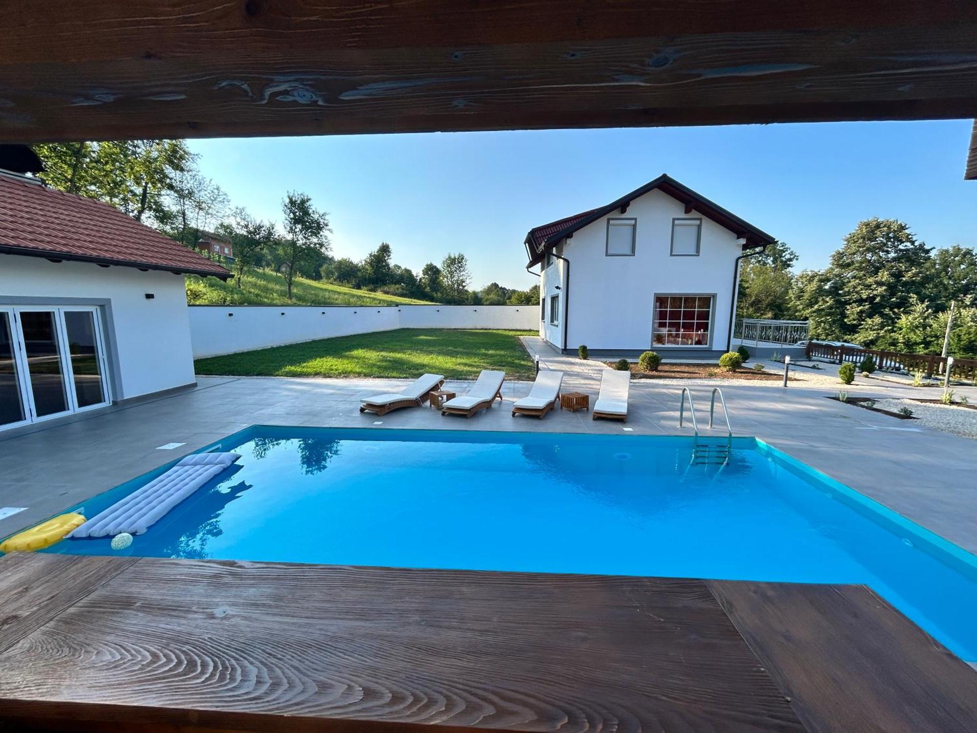 Romantic Lodge Баня-Лука Экстерьер фото